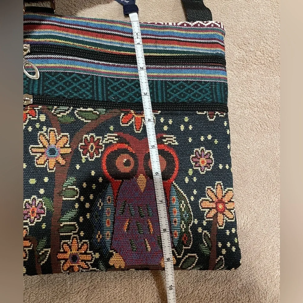 Owl embroidery two zipper bag NWOT  has a lot of color details